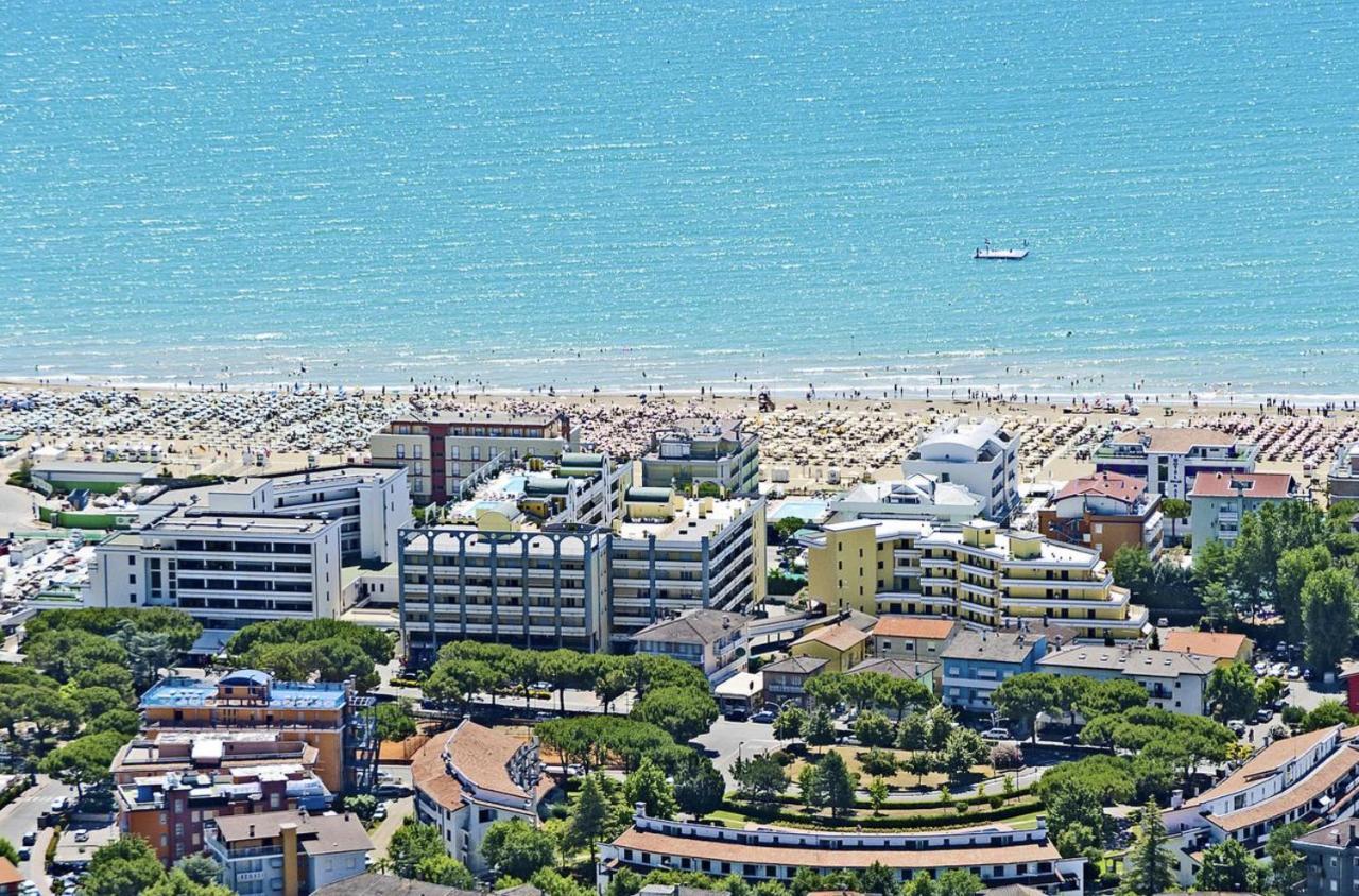 Residence Cristoforo Colombo - Carraro Immobiliare - Family Apartments Caorle Zewnętrze zdjęcie