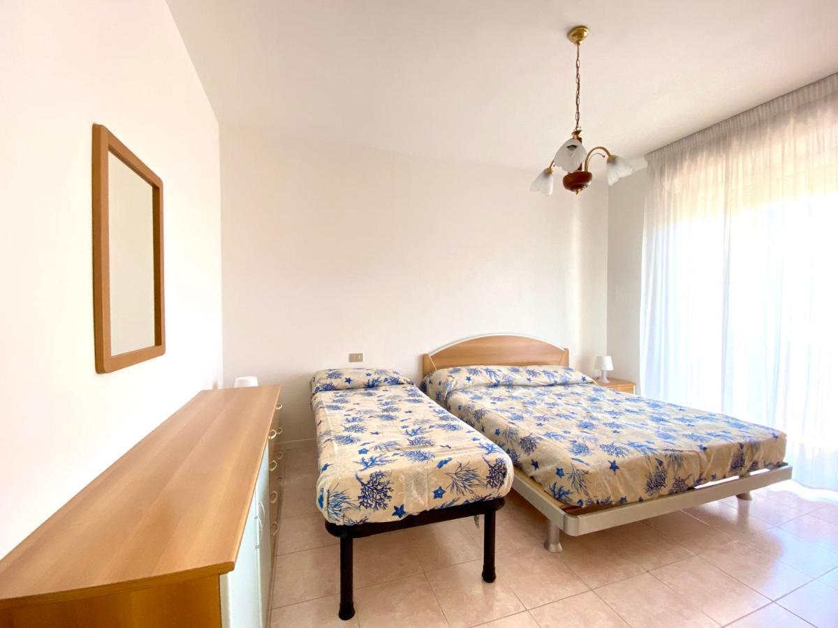 Residence Cristoforo Colombo - Carraro Immobiliare - Family Apartments Caorle Zewnętrze zdjęcie